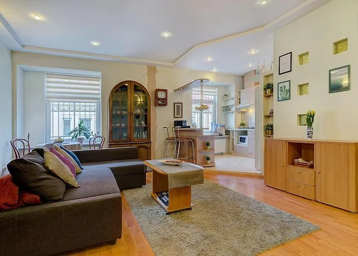 Private Entrance-2 Rooms-old Town- Free Parking *