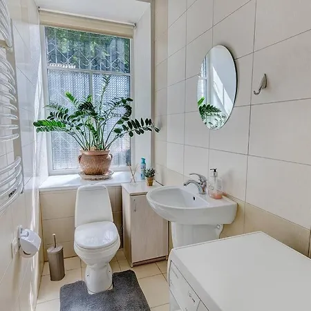 Private Entrance-2 Rooms-old Town- Free Parking Apartment Wilna