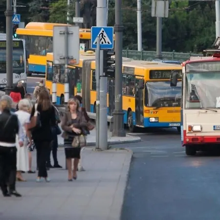 Private Entrance-2 Rooms-old Town- Free Parking